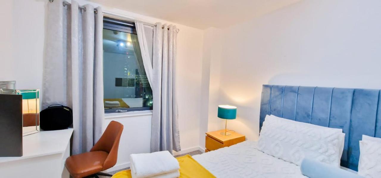 Lovely 2-Bedroom Apartment, Free Parking Manchester Dış mekan fotoğraf